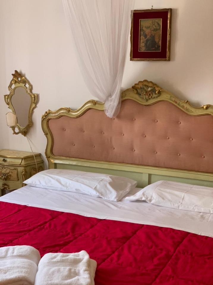 Royal Guest House Венеція Номер фото